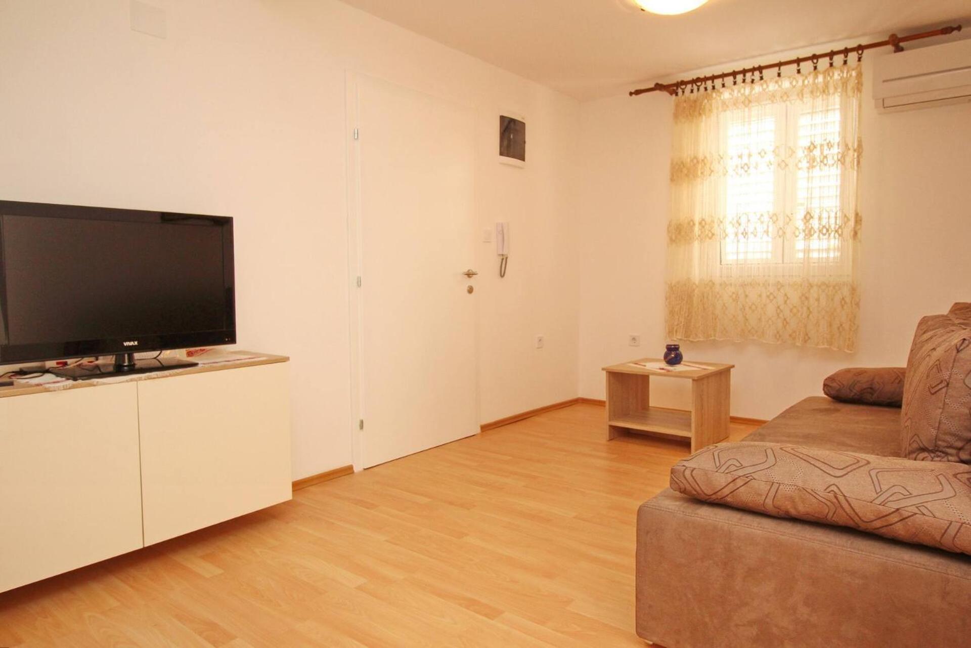 Apartments Vasilic-Cugalj-Smokvina Башка Екстер'єр фото