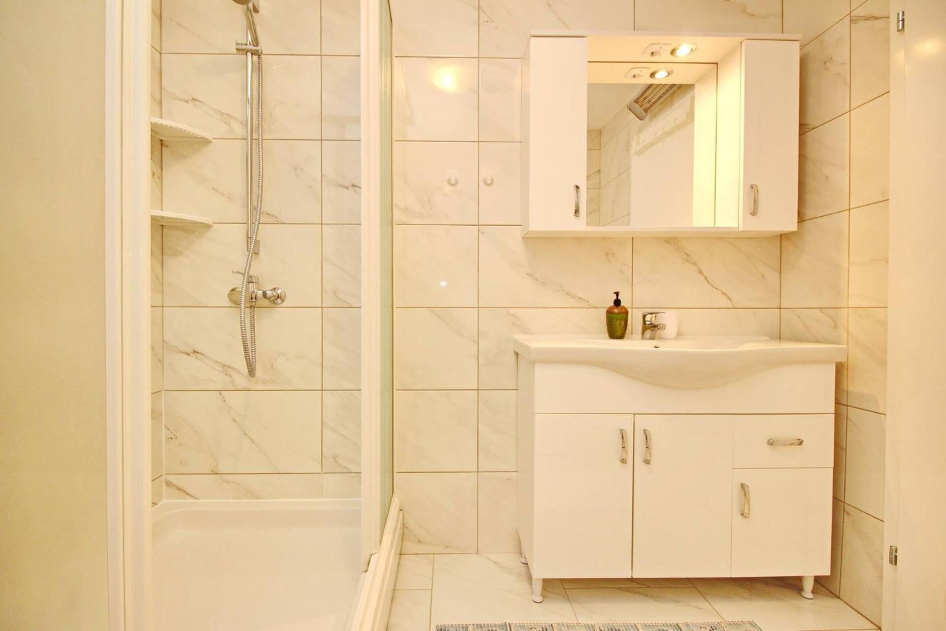 Apartments Vasilic-Cugalj-Smokvina Башка Екстер'єр фото